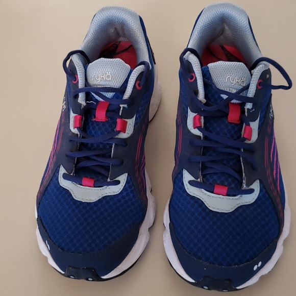 Ryka running shoes - Picture 2 of 5